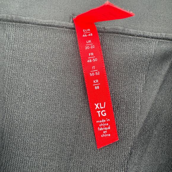 SPANX SpanxSculpt OnCore Shapewear Short Compression Size XL Black - Picture 8 of 11